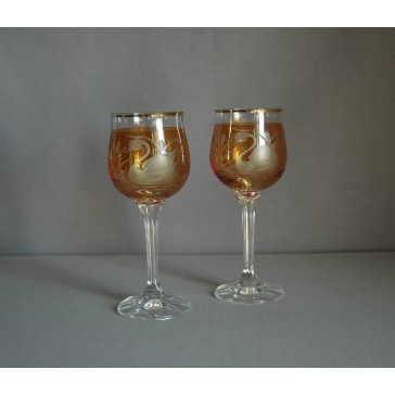 Weinglas, 2 Stück, Dekorschwan, in gelb  www.sklenenevyrobky.cz