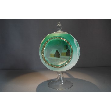Candle ball 12cm with stand, in green color www.sklenenevyrobky.cz