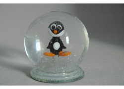 Sněžící gule s tučniakom www.sklenenevyrobky.cz