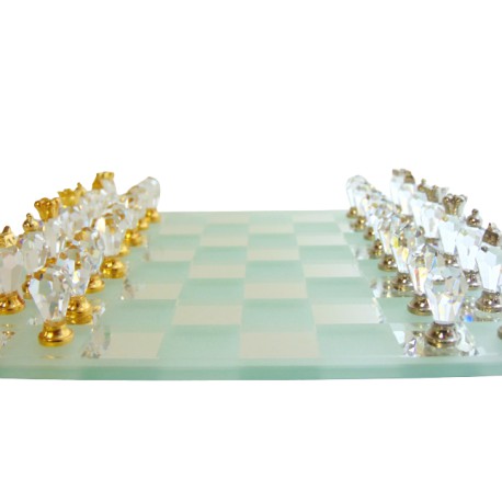 Schach aus geschliffenen Glaskomponenten 18x18cm www.sklenenevyrobky.cz