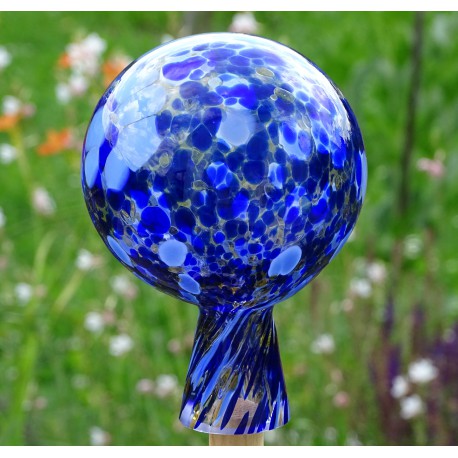 Gartenkugeln auf dem Zaun 12cm in einem blauen Design www.sklenenevyrobky.cz