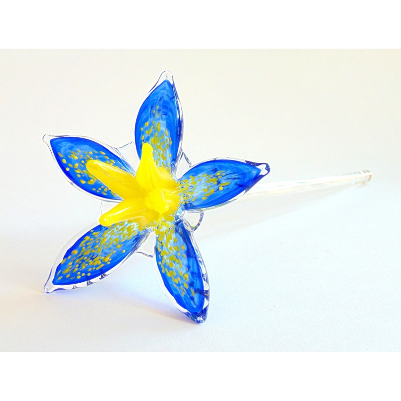 Lily, in full bloom, blue-yellow www.bohemia-glass-products.com
