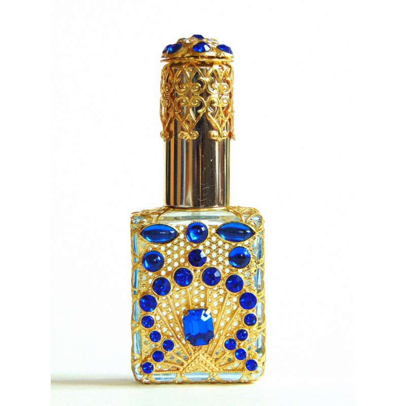 Perfume bottle with spray www.bohemia-glass-products.com