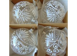 Christmas ornaments 4 pcs, balls 10cm, lace decor www.bohemia-glass-products.com