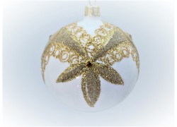 Christmas ball 8cm, white with golden decor www.sklenenevyrobky.cz