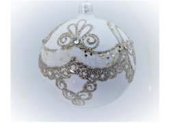 Christmas balls 8cm, white with silver decor www.sklenenevyrobky.cz