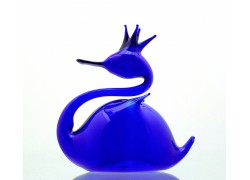 Blue swan of blown glass   www.sklenenevyrobky.cz
