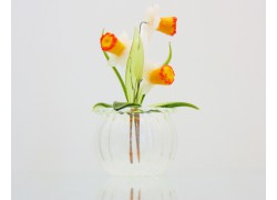 Narcissus flower in a flask 9x6cm www.sklenenevyrobky.cz