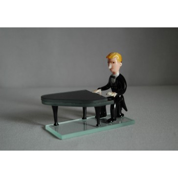 Figurine, musician playing piano www.sklenenevyrobky.cz