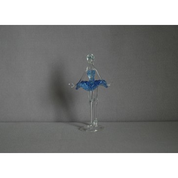 Figurka tanečnice, balerína, v modrých šatech, čiré sklo www.sklenenevyrobky.cz