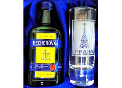 Becherovka Geschenkset Prag