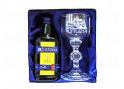 Gift set Liquer Becherovka Prague castle  www.bohemia-glass-products.com